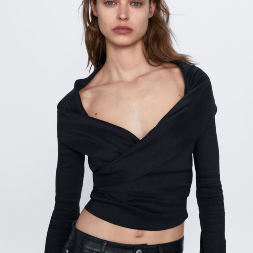 Zara asymmetric neckline top